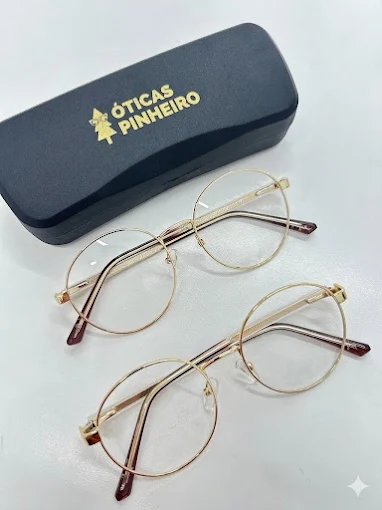 Armações de óculos na Óticas Pinheiro
